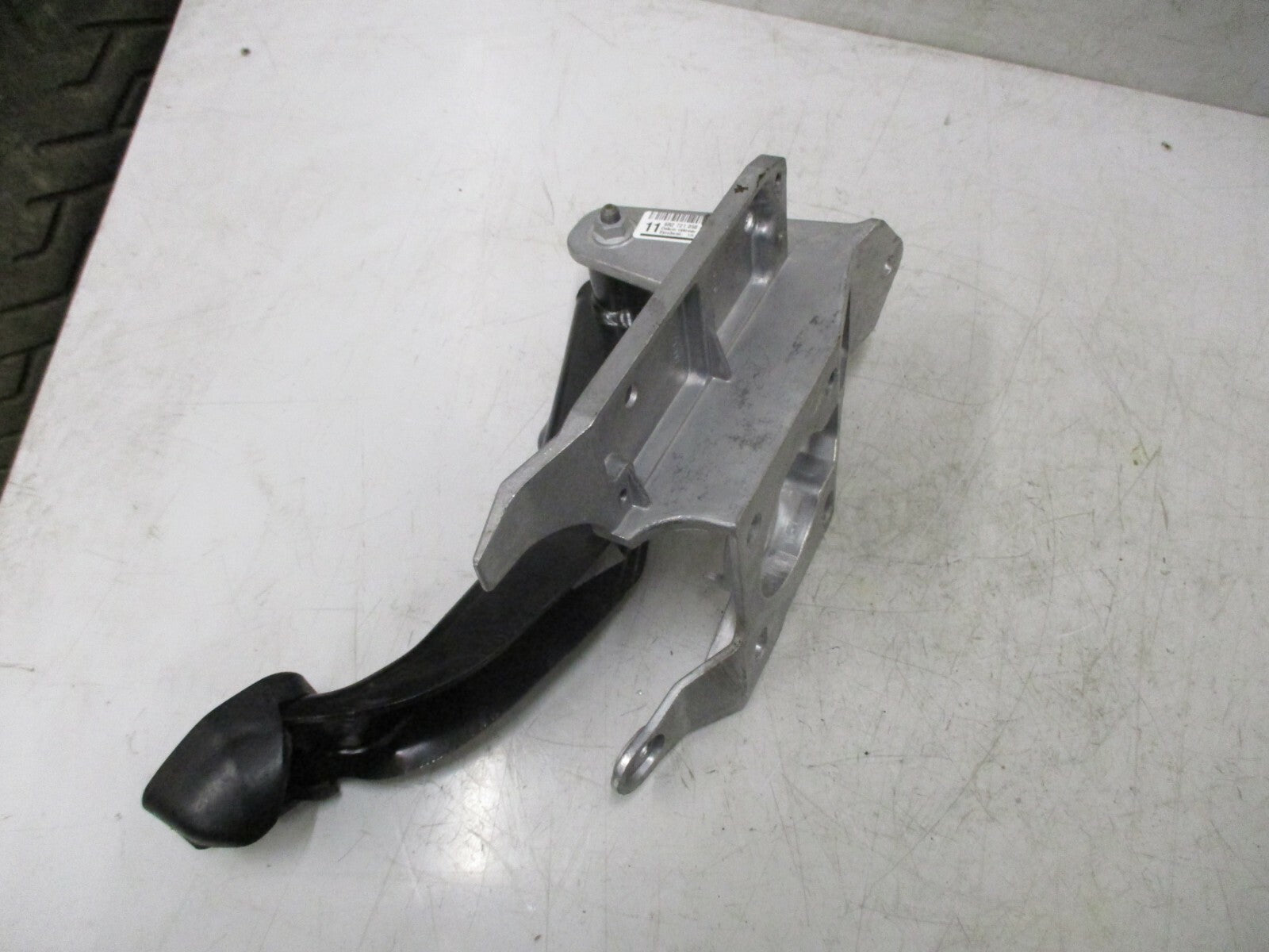 SEAT IBIZA MK5 6J 2014 FOOT BRAKE PEDAL ASSEMBLY UNIT BRACKET 6R2721058A