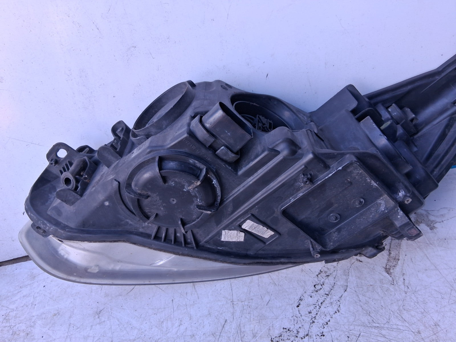 2013 FORD FOCUS MK3 OSF DRIVER SIDE FRONT HEADLIGHT BM5113W029DF