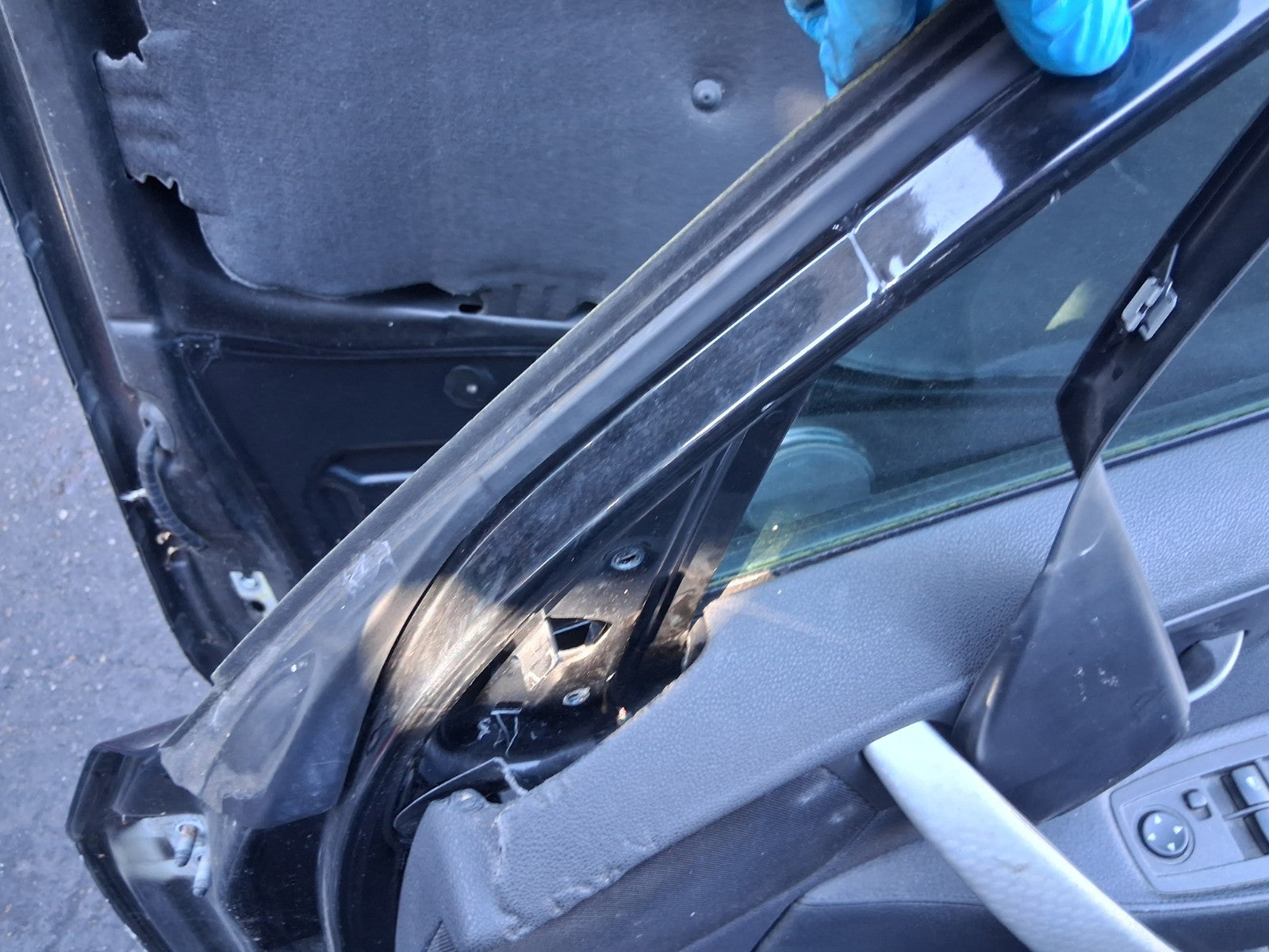 2004 BMW X3 E83 OSF DRIVER SIDE FRONT RIGHT COMPLETE DOOR BLACK