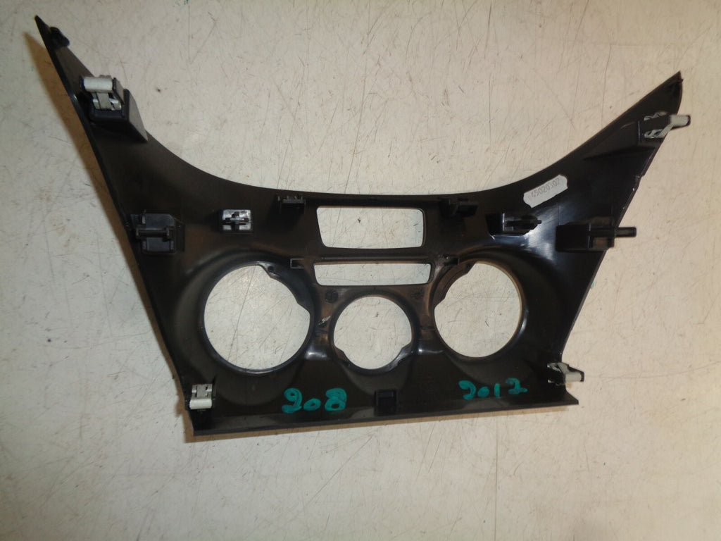 PEUGEOT 208 2012 HEATER CLIMATE CONTROL PANEL SURROUND TRIM 9672846477
