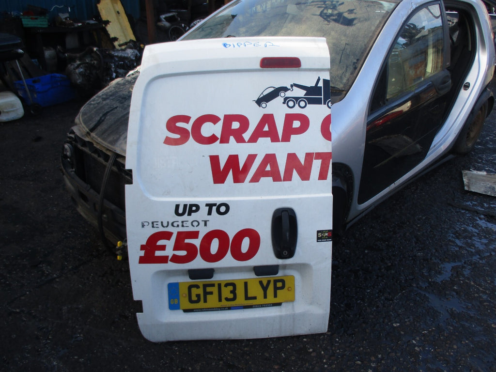 PEUGEOT BIPPER 2013 NSR PASSENGER SIDE REAR COMPLETE DOOR WHITE