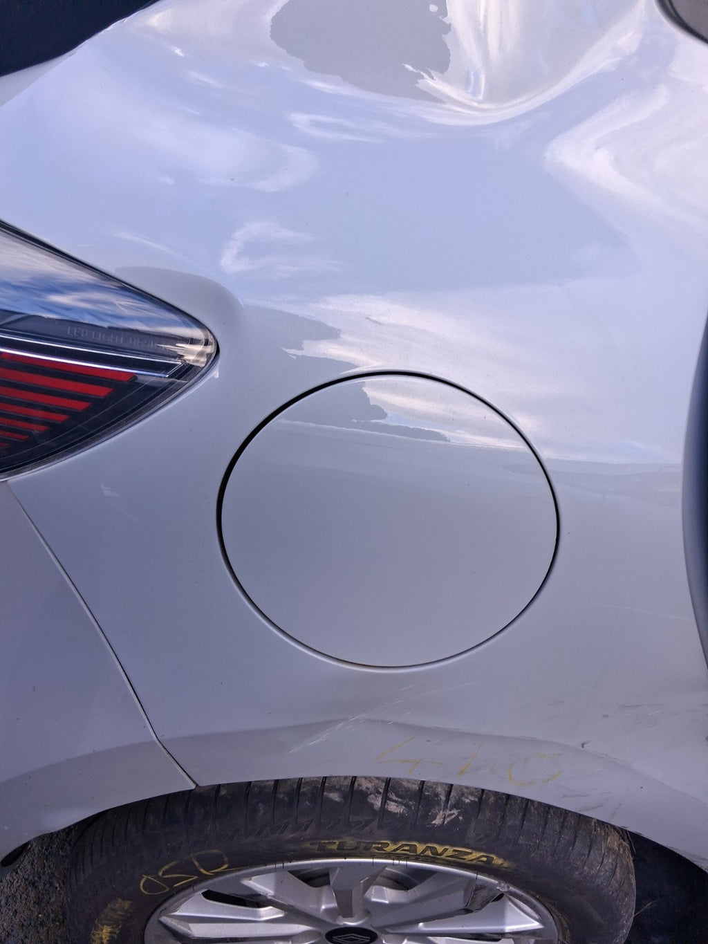 2024 RENAULT CLIO FACELIFT MK5 FUEL FLAP LID COVER GREY