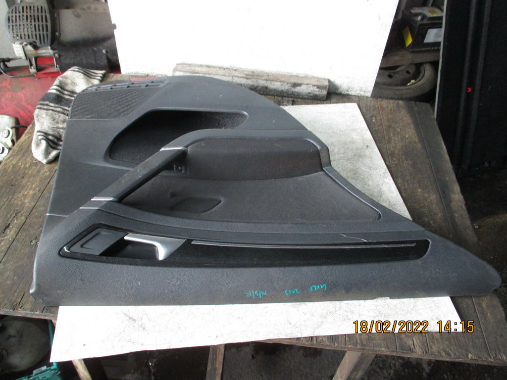 VW VOLKSWAGEN GOLF MK7 2018 NSR PASSENGER SIDE REAR PLASTIC DOOR CARD PANEL