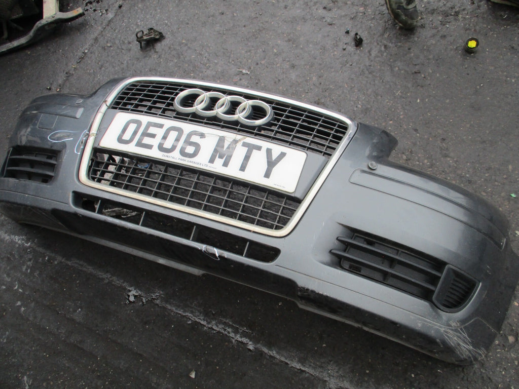 AUDI A3 8P 2006 PREFACELIFT FRONT COMPLETE BUMPER GRILLS GREY