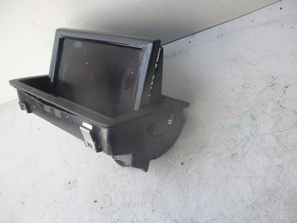AUDI A1 8X 2015 MULTIMEDIA SAT NAV DISPLAY SCREEN MONITOR 8X0857273B