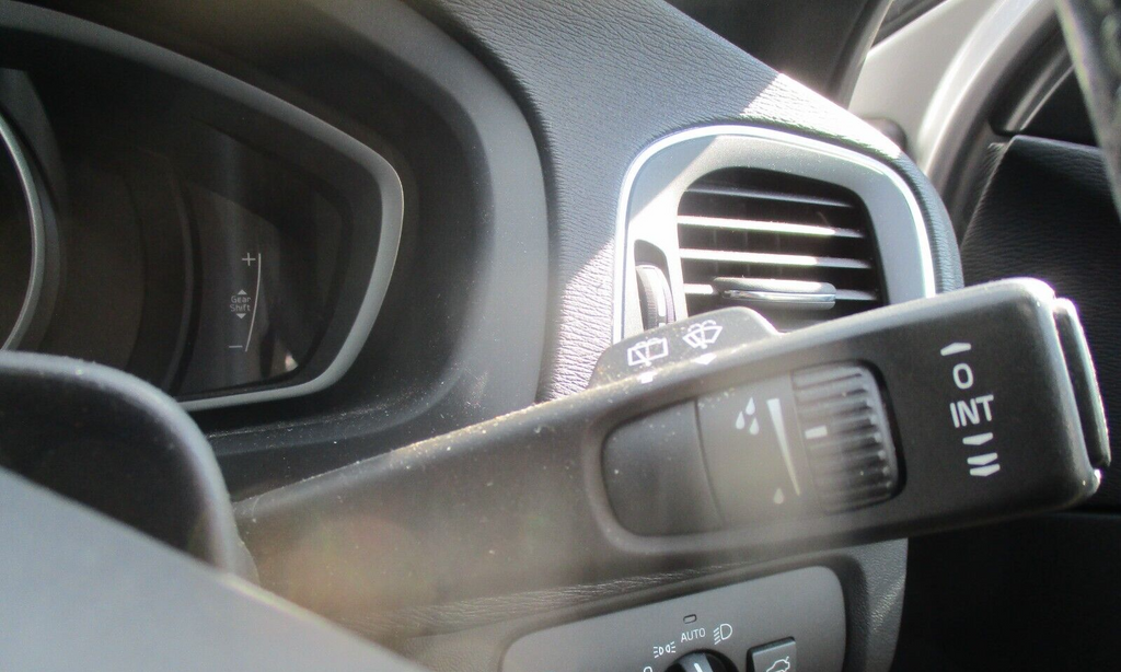 VOLVO V40 R DESIGN 2016 WIPER INDICATOR STALK SWITCH SQUIB