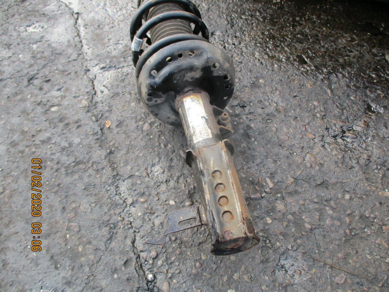VAUXHALL ASTRA J 2013 2.0 CDTI NS PASSENGER SIDE SUSPENSION LEG & SPRING