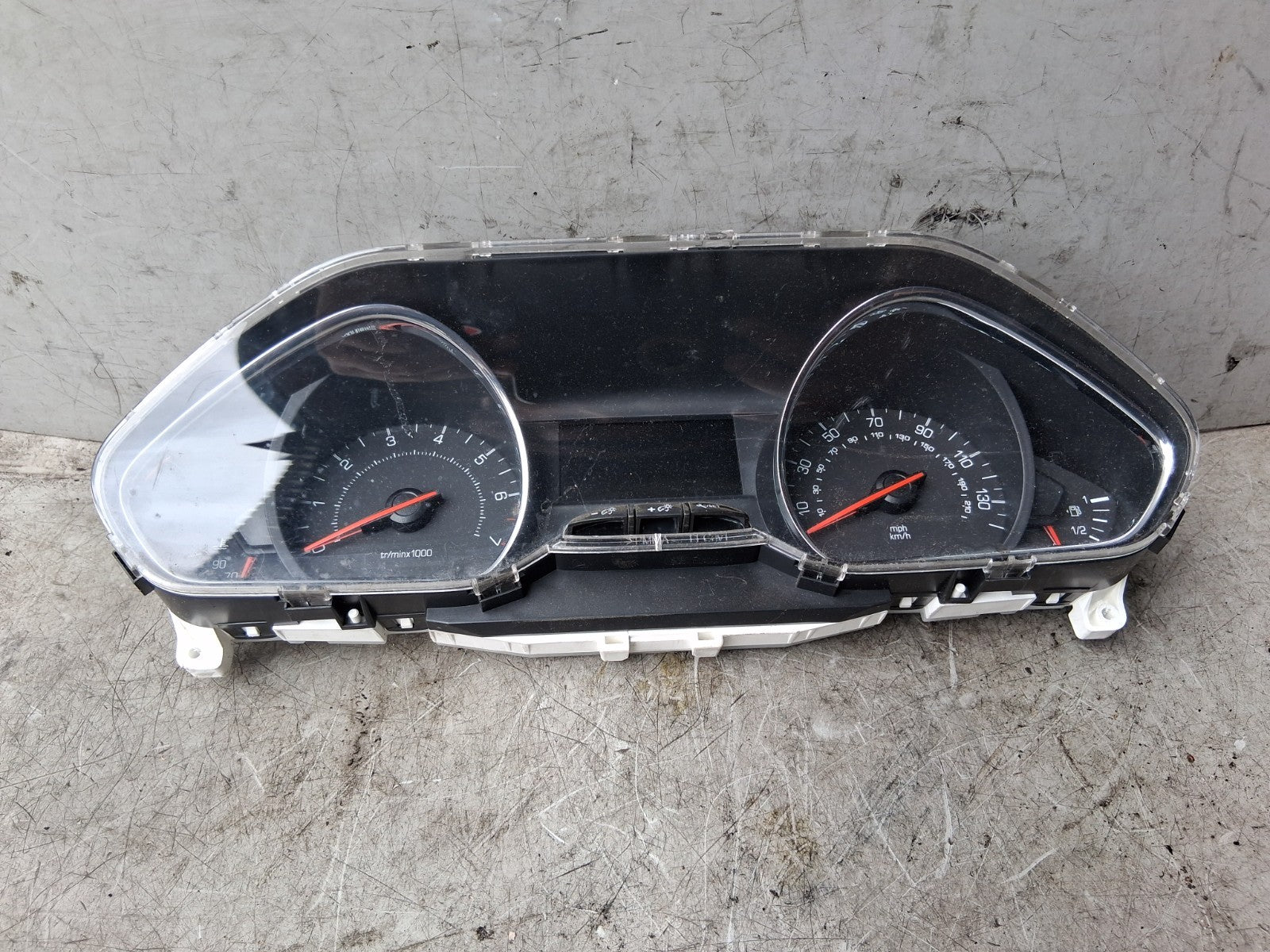 2012 PEUGEOT 208 1.2 PETROL SPEEDO SPEEDOMETER INSTRUMENT CLUSTER 9801906680