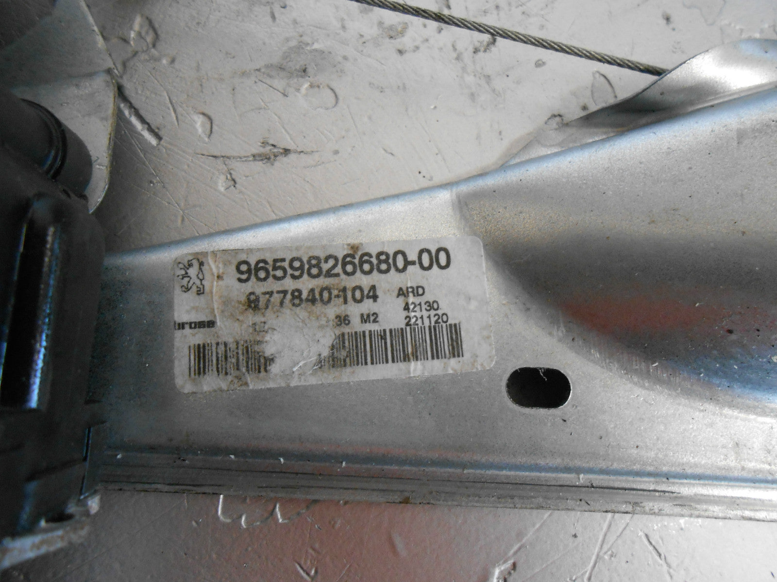 PEUGEOT 308 2010 5 DOOR OSR DRIVER SIDE REAR WINDOW REGULATOR 9659826680