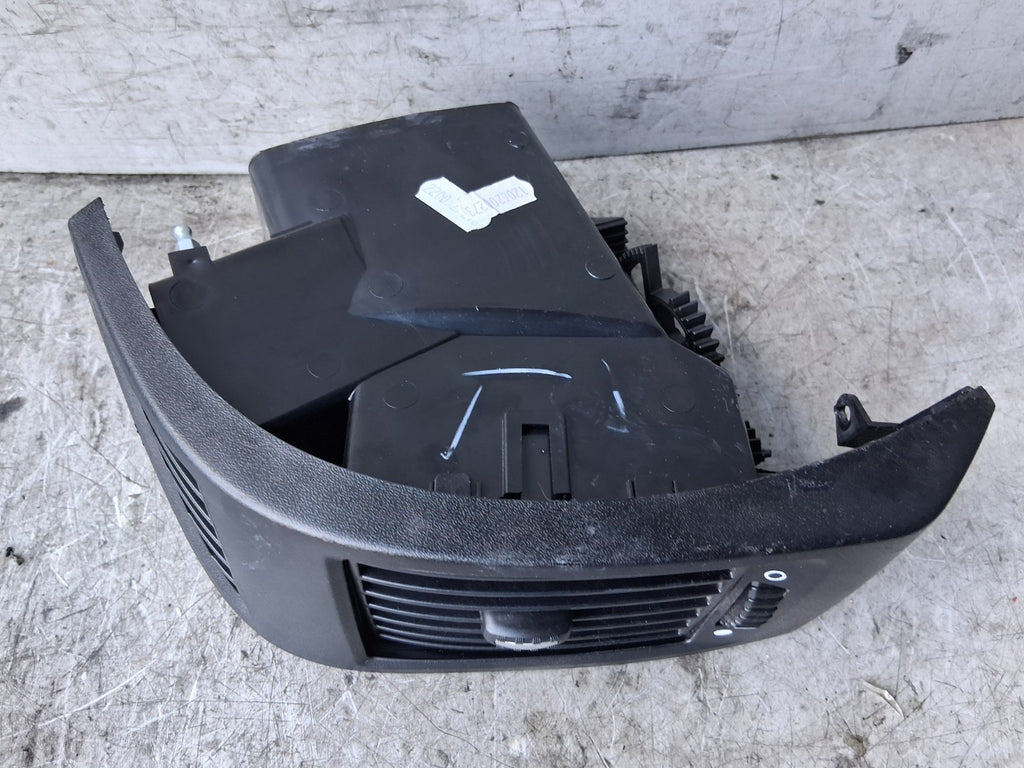 2021 PEUGEOT BOXER MK3 NSF PASSENGER SIDE FRONT LEFT AIR VENT 385822