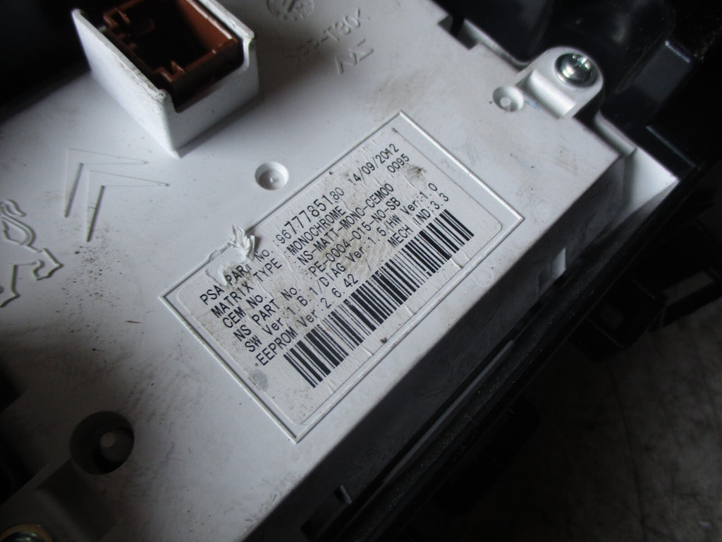 PEUGEOT 5008 2013 1.6 DIESEL SPEEDO SPEEDOMETER 9677785180