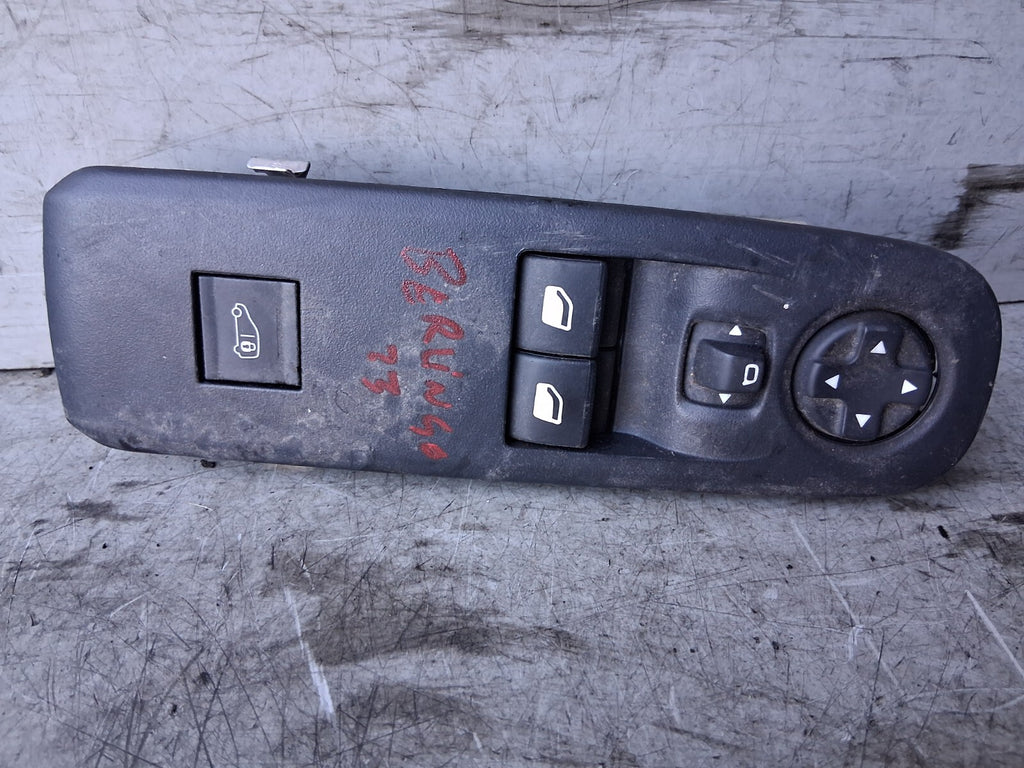 2023 CITROEN BERLINGO MK3 OSF DRIVER SIDE WINDOW CONTROL SWITCH 96783350ZD