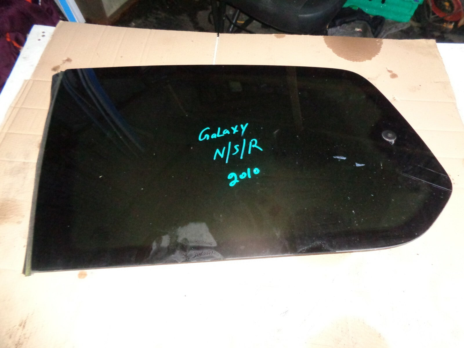 FORD GALAXY 2010 NSR PASSENGER SIDE REAR DOOR QUARTER PANEL WINDOW GLASS
