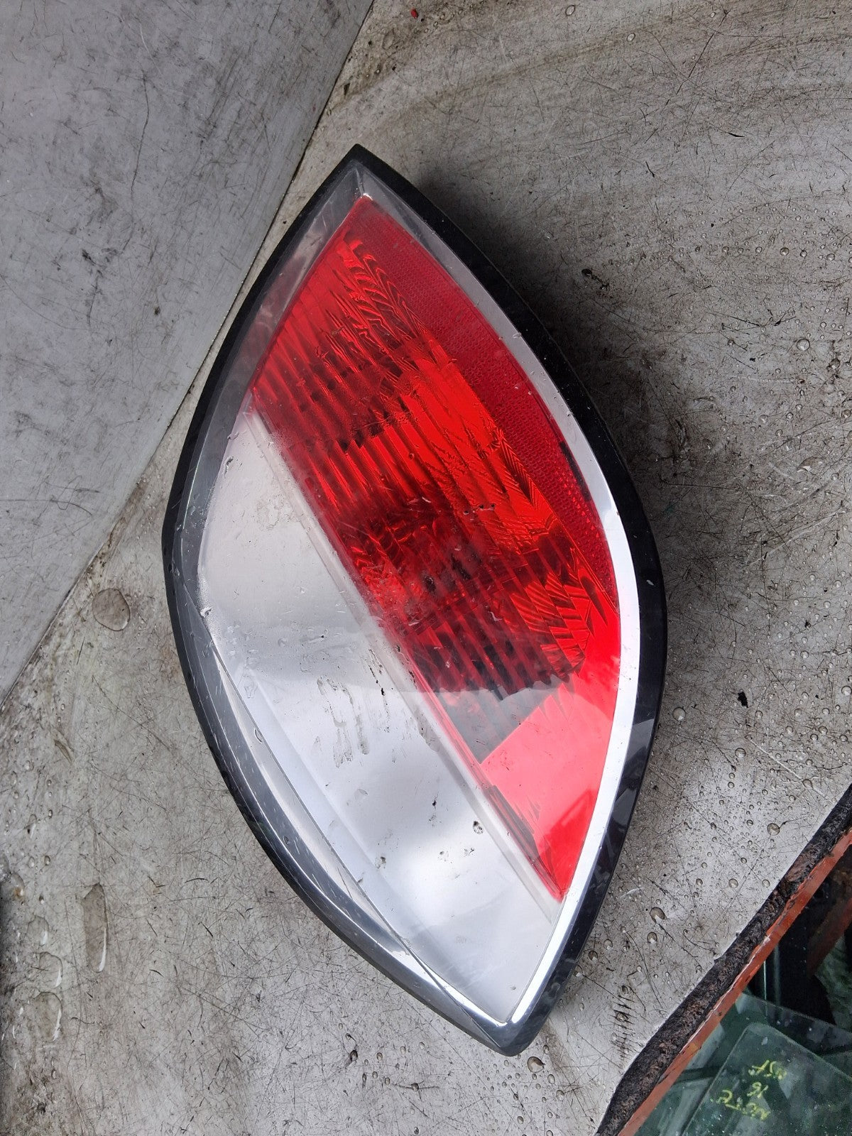2006 VAUXHALL ASTRA H NSR PASSENGER SIDE REAR LEFT TAIL LIGHT