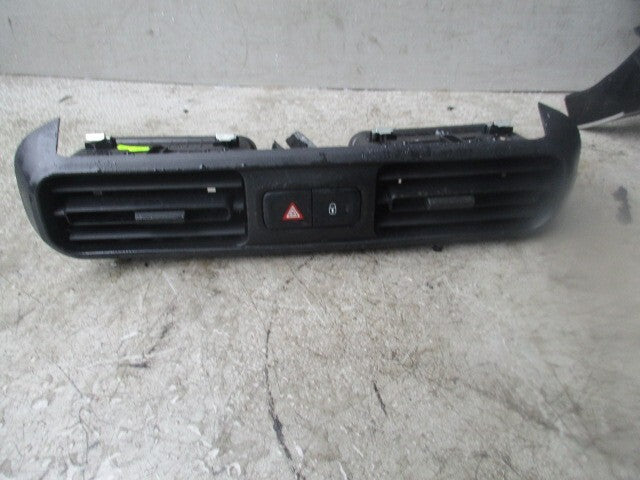 2021 CITROEN BERLINGO AIR VENT GRILL 9817042977