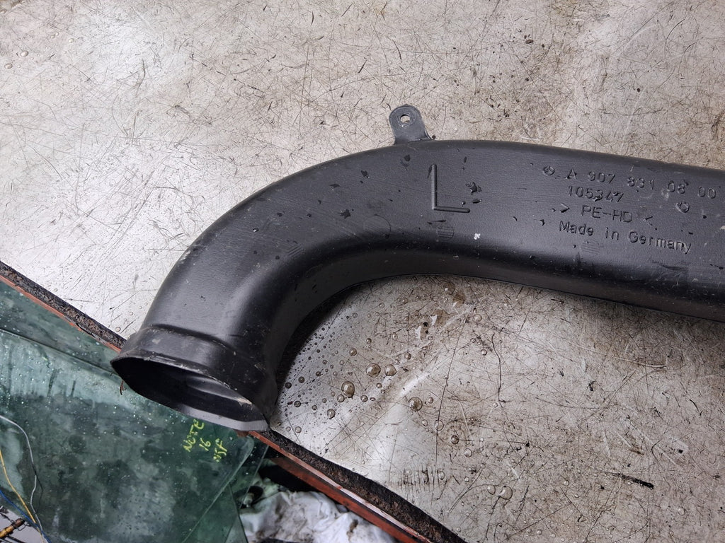 2021 MERCEDES SPRINTER W907 FRONT DASHBOARD AIR DUCT PIPE A9078310800