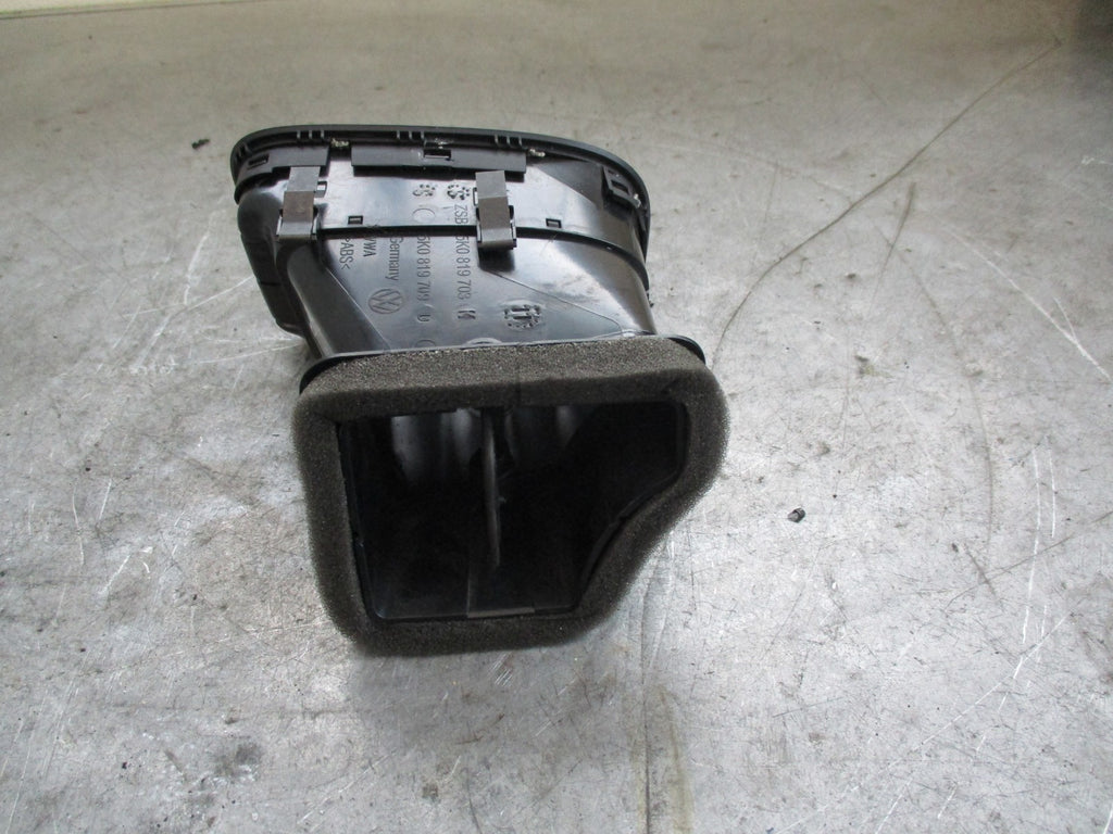 VOLKSWAGEN GOLF 5K MK6 NS PASSENGER SIDE HEATER AIR VENT 5K0819703K