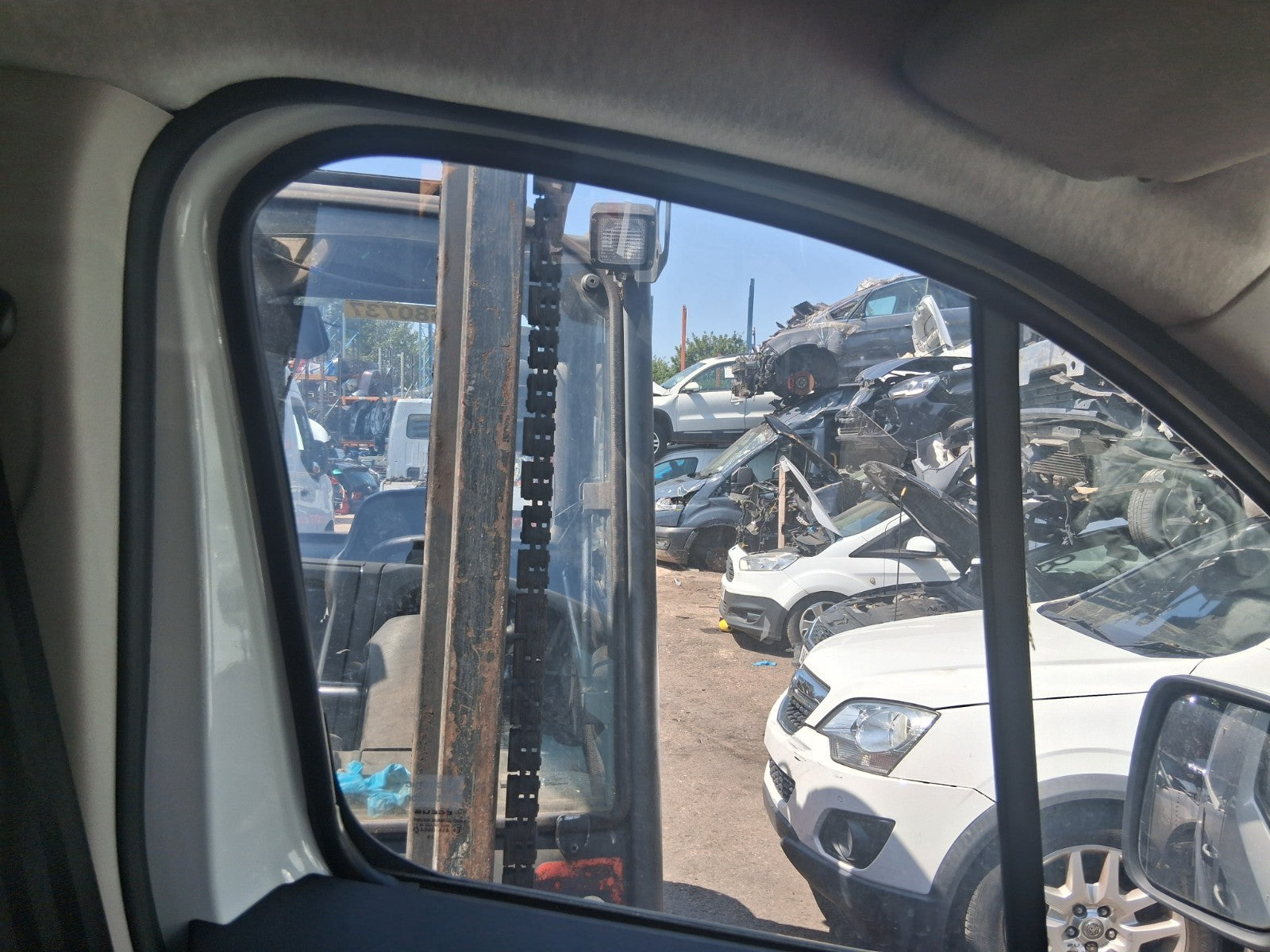 2025 RENAULT TRAFIC X82 MK3 NSF PASSENGER SIDE FRONT LEFT WINDOW GLASS