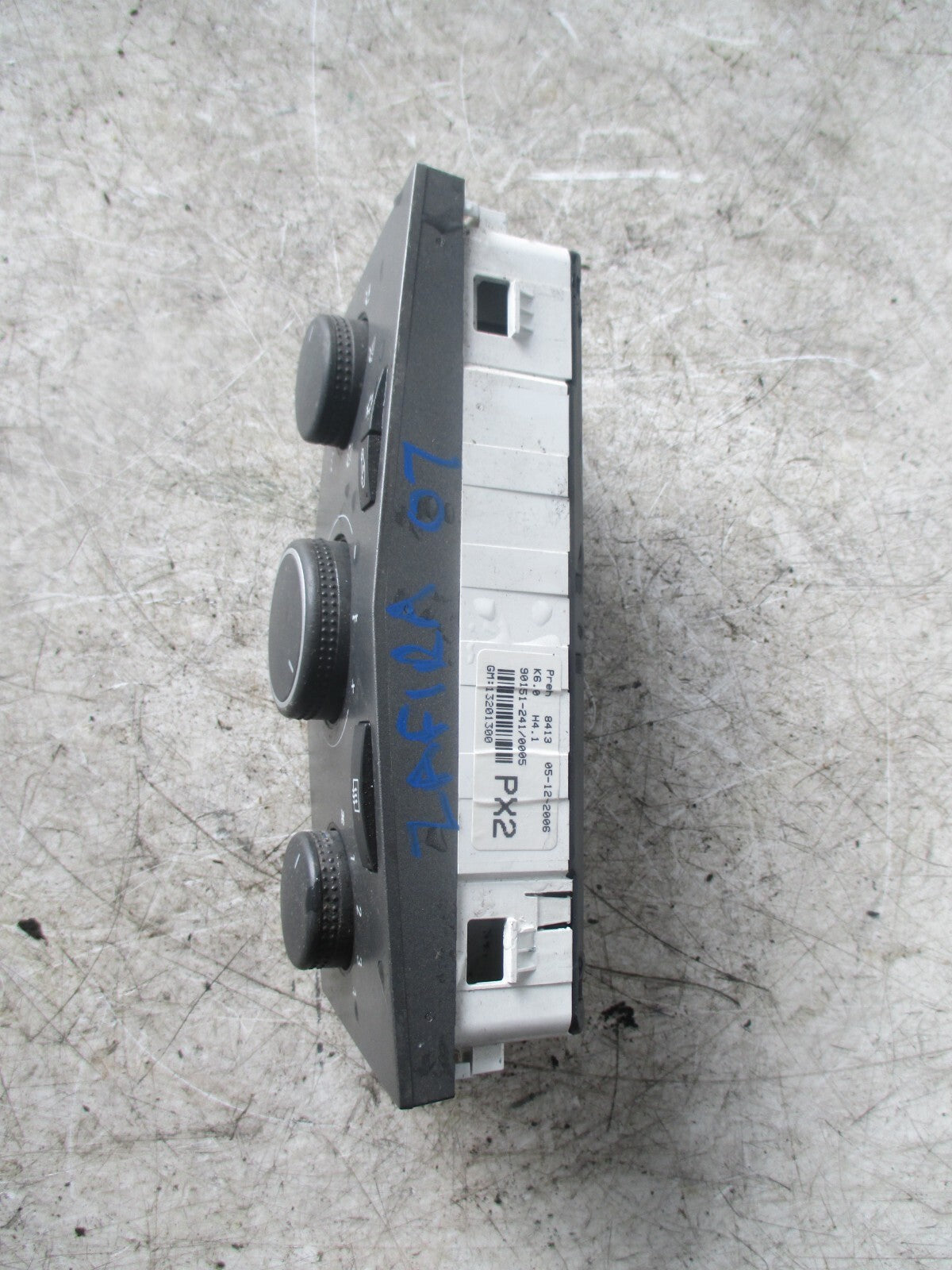 VAUXHALL ZAFIRA B 2007 HEATER AC CONDITION CONTROL 13201300