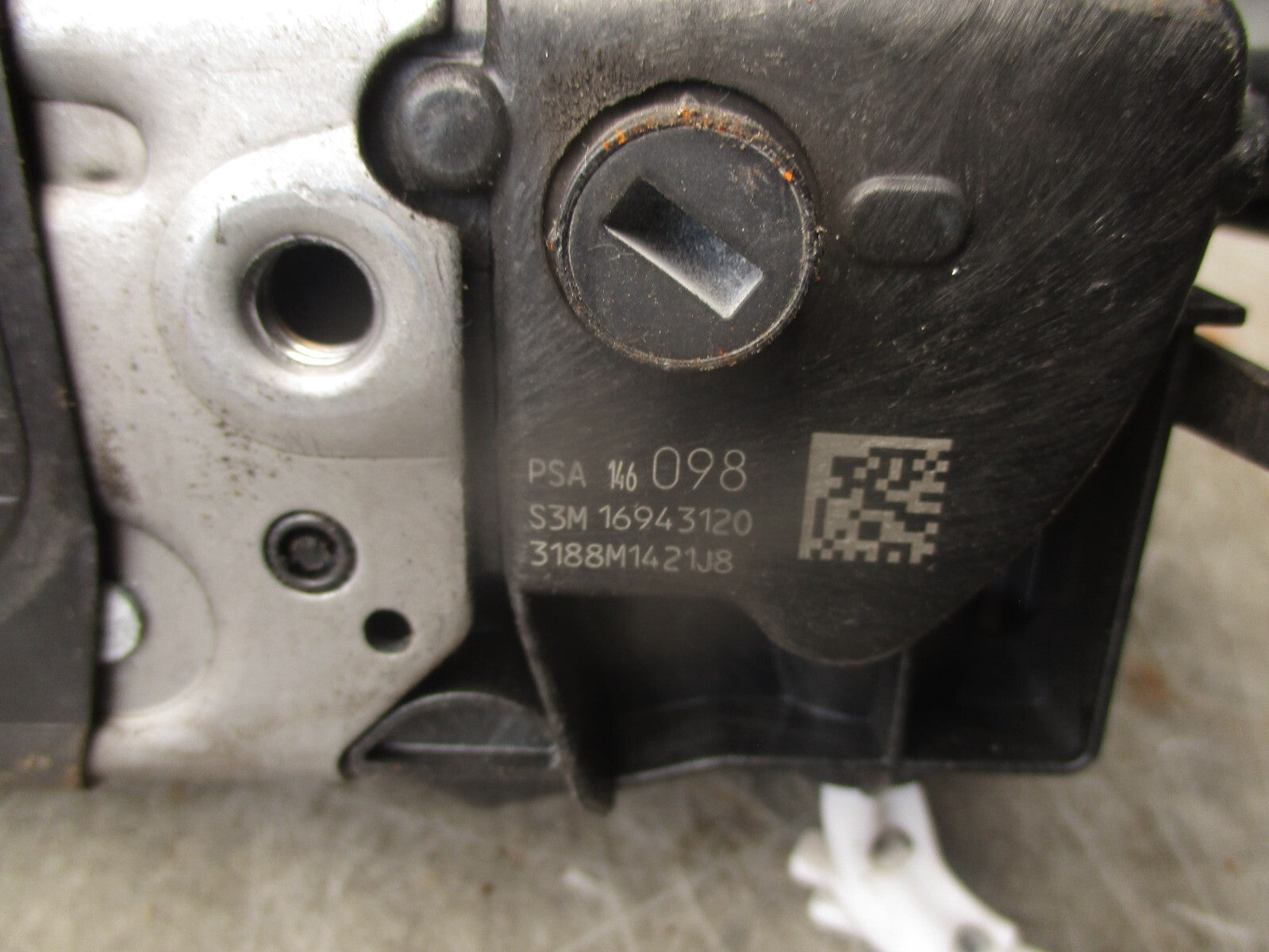 2018 VAUXHALL GRANDLAND X SE NSF PASSENGER FRONT DOOR LOCK MECHANISM 16943125