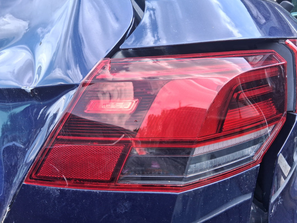 2022 VW VOLKSWAGEN GOLF MK8 R LINE NSR PASSENGER SIDE REAR LEFT OUTER TAIL LIGHT