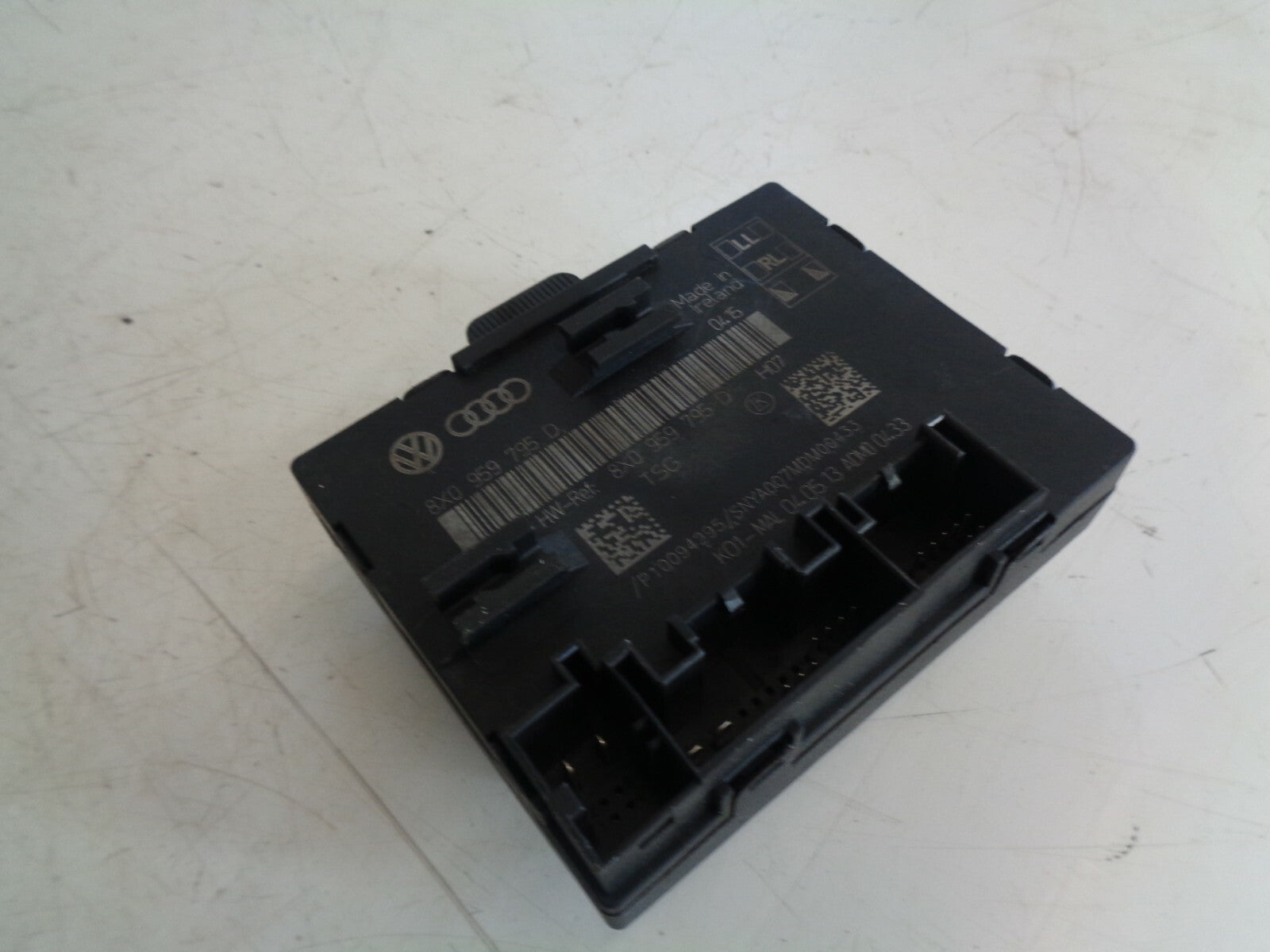 AUDI A1 SPORTBACK 5 DOOR 2013 OS DRIVER SIDE REAR DOOR CONTROL MODULE 8X0959795D