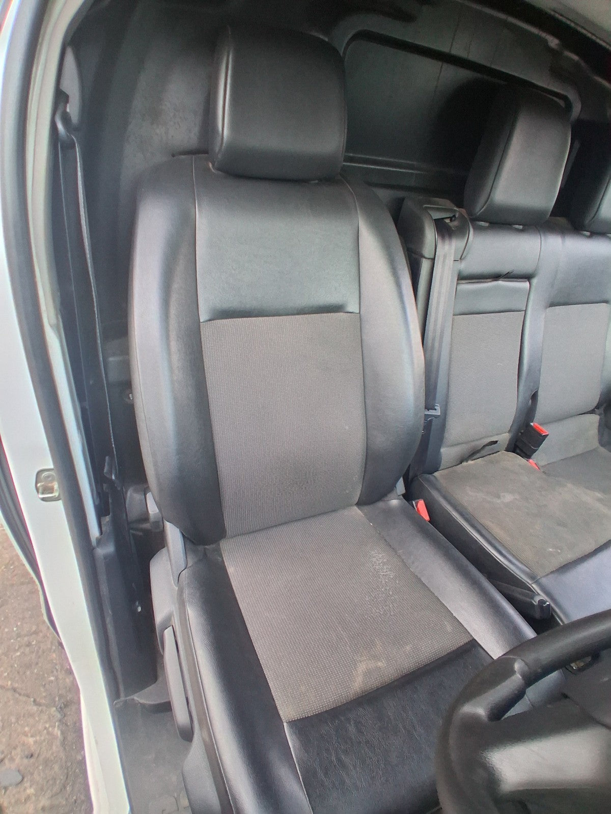 2019 CITROEN DISPATCH VIVARO MK3 OSF DRIVER SIDE FRONT COMPLETE SEAT LEATHER