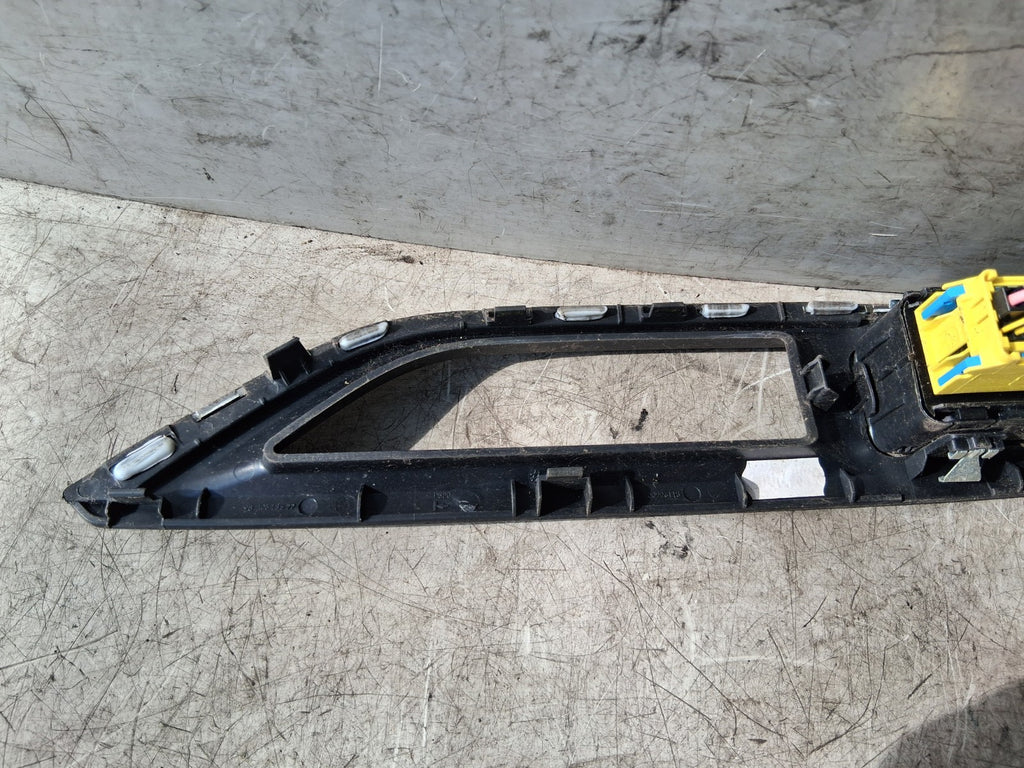 2019 PEUGEOT 5008 MK2 OSF DRIVER SIDE FRONT RIGHT WINDOW CONTROL SWITCH 98319739