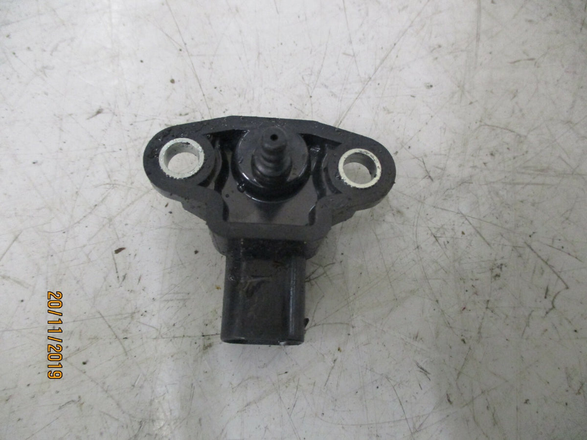 MERCEDES GLA220 2.1 170HP 2014 MAP MANIFOLD AIR PRESSURE FLOW SENSOR A0051535028