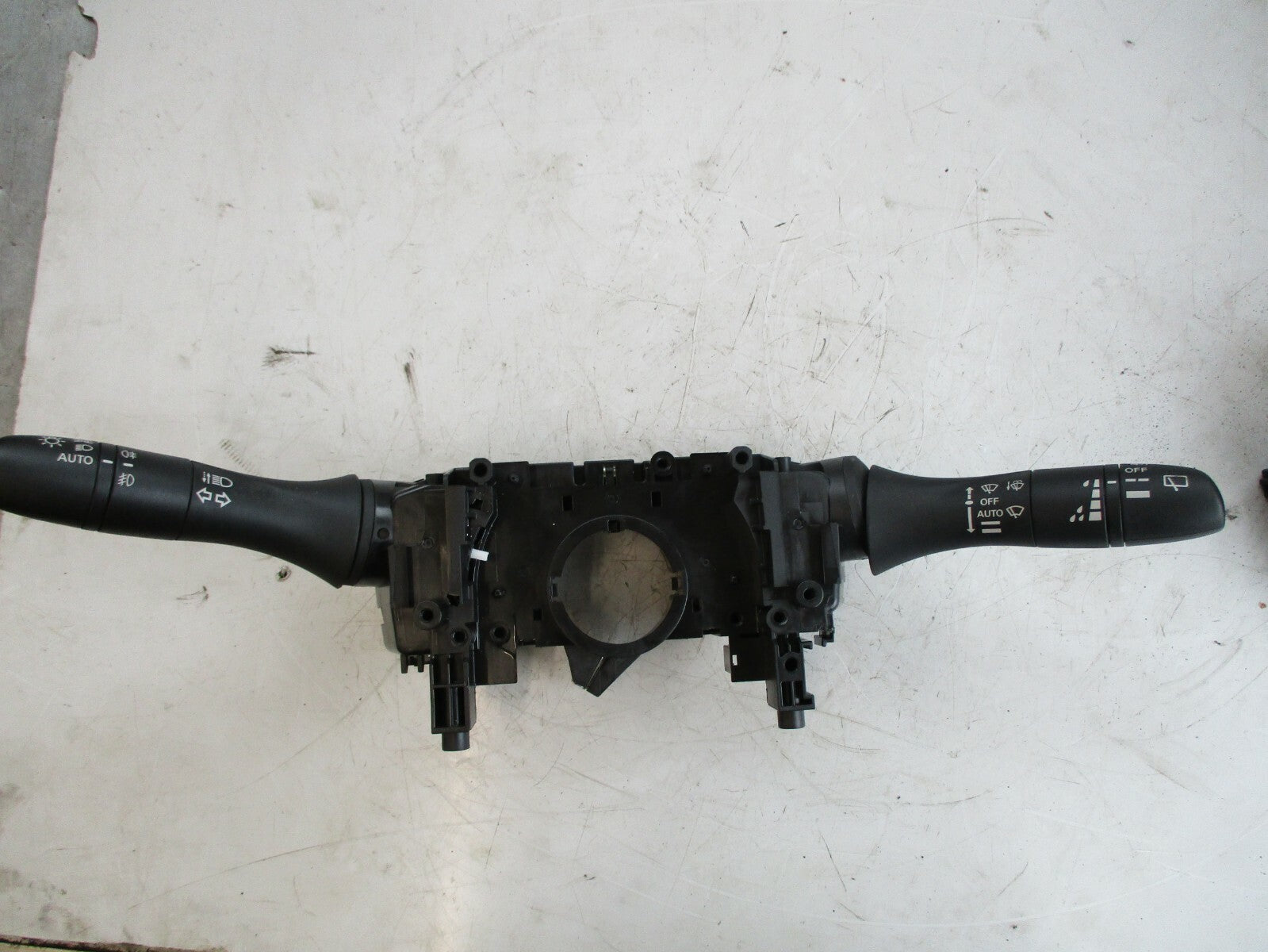 NISSAN QASHQAI J11 MK2 WINDSCREEN WIPER INDICATOR HEADLIGHT STALKS