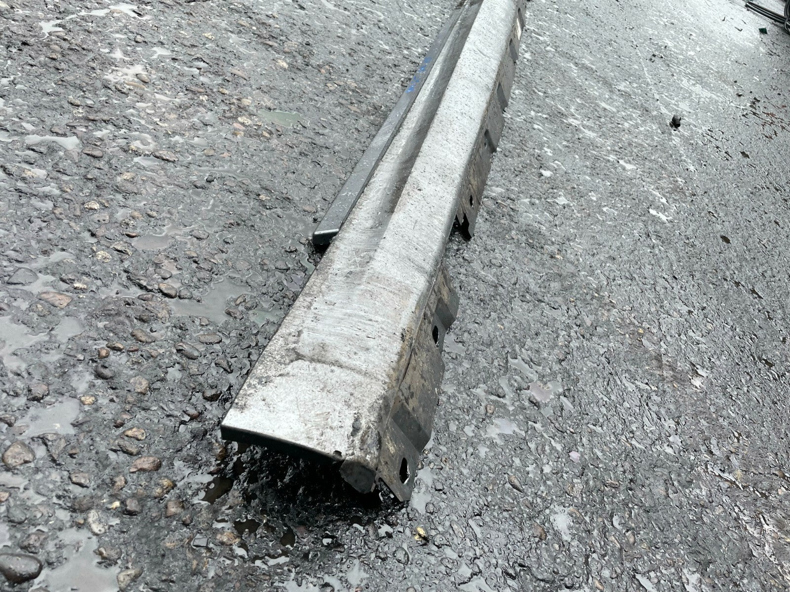 BMW 5 SERIES GT F07 2016 NS PASSENGER SIDE SIDE SKIRT GREY TRIM PANEL