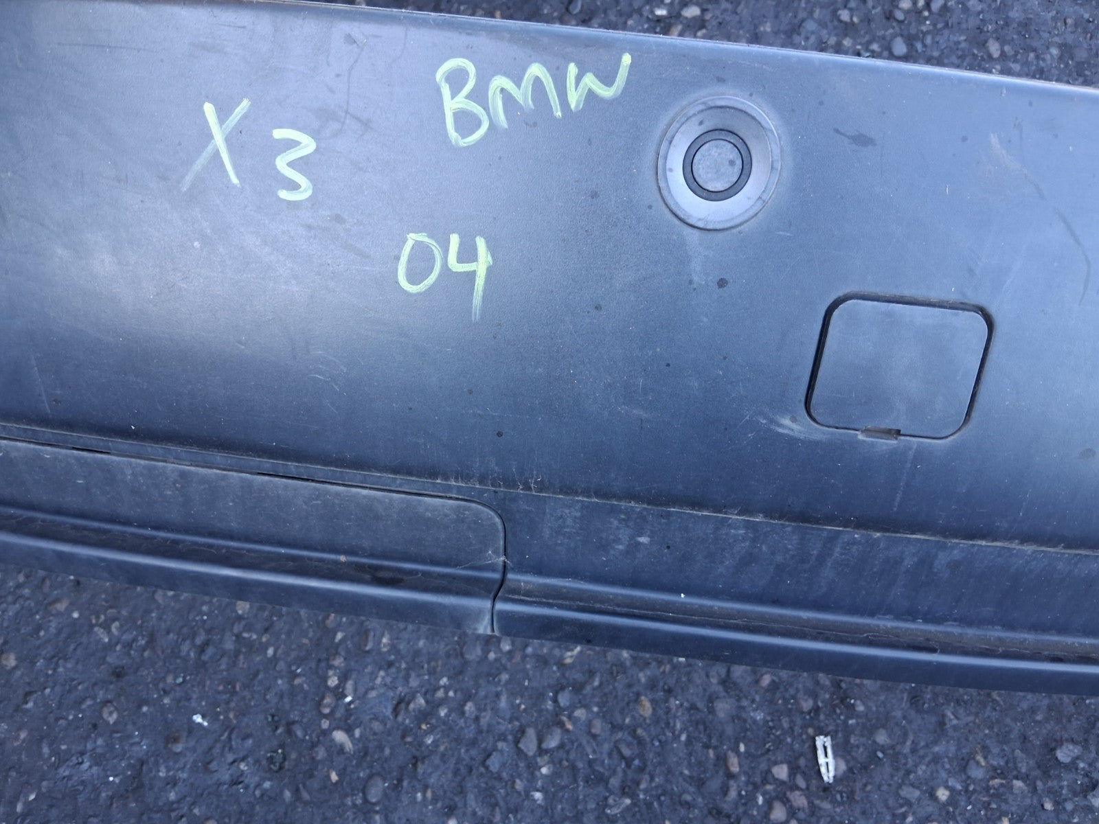 2004 BMW X3 E83 COMPLETE REAR BUMPER WITH PDC SENSORS BLACK