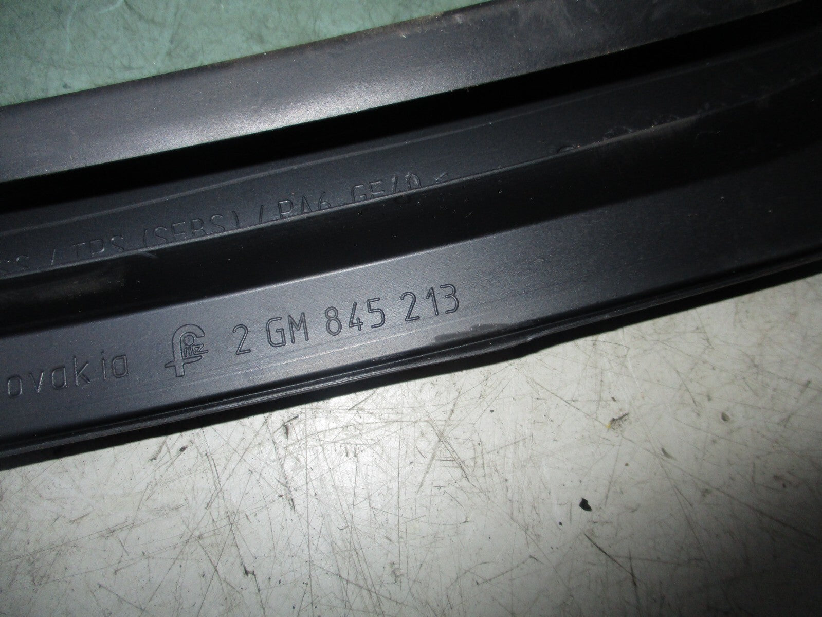 VW VOLKSWAGEN T CROSS 2023 NS PASSENGER SIDE REAR QUARTER WINDOW GLASS 2GM845213