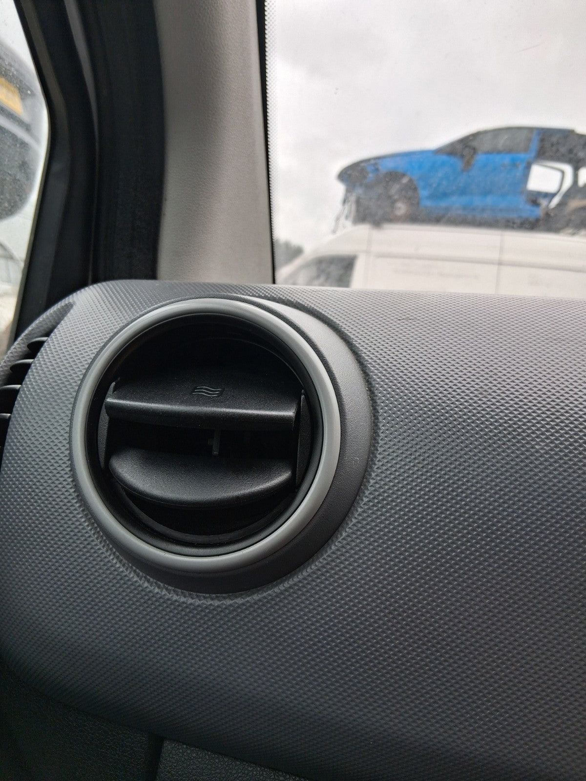 2017 CITROEN BERLINGO MK2 NSF PASSENGER SIDE FRONT LEFT AIR VENT