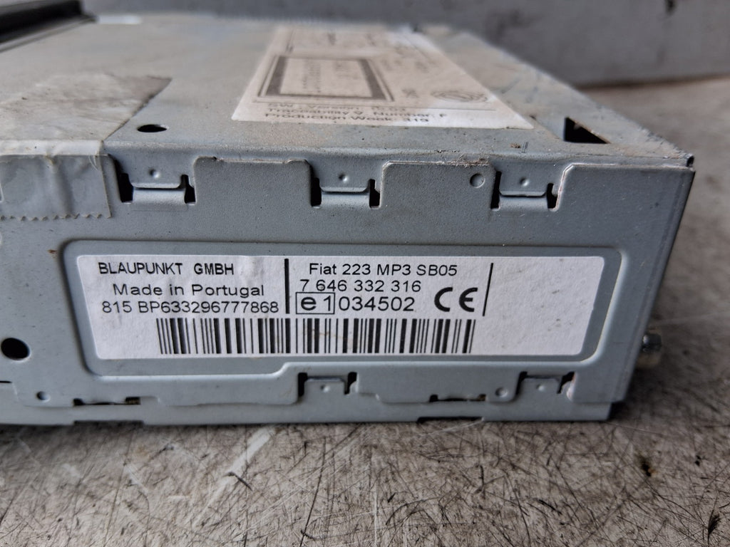2010 FIAT DOBLO MK1 RADIO STEREO CD PLAYER HEAD UNIT 7646332316