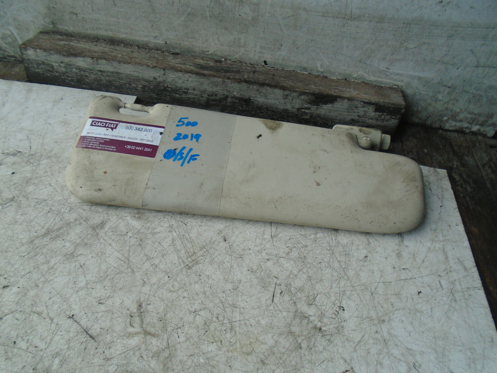 FIAT 500 2019 OSF DRIVER SIDE FRONT SUN VISOR