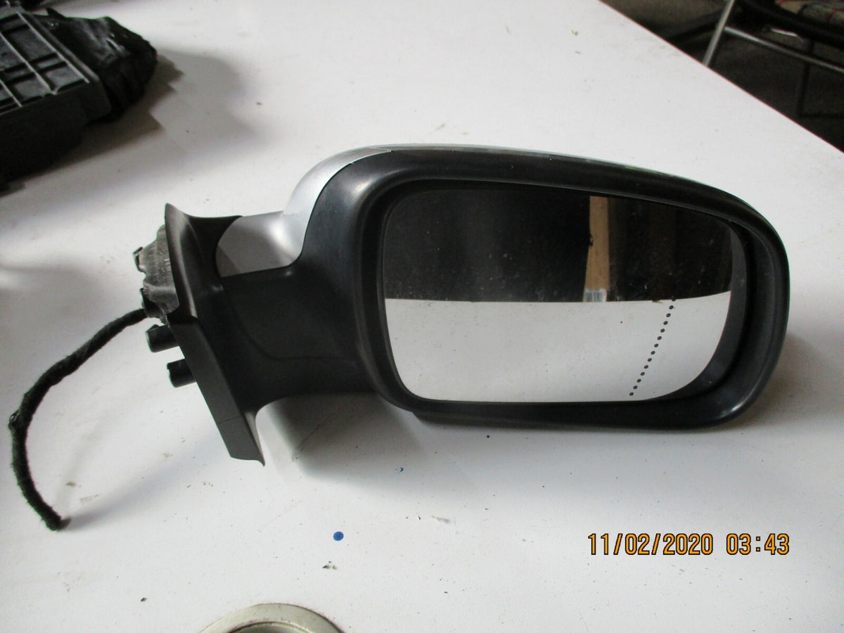 PEUGEOT 307 MK1 2002 OS DRIVER SIDE ELECTRIC DOOR WING MIRROR SILVER 96577211XT