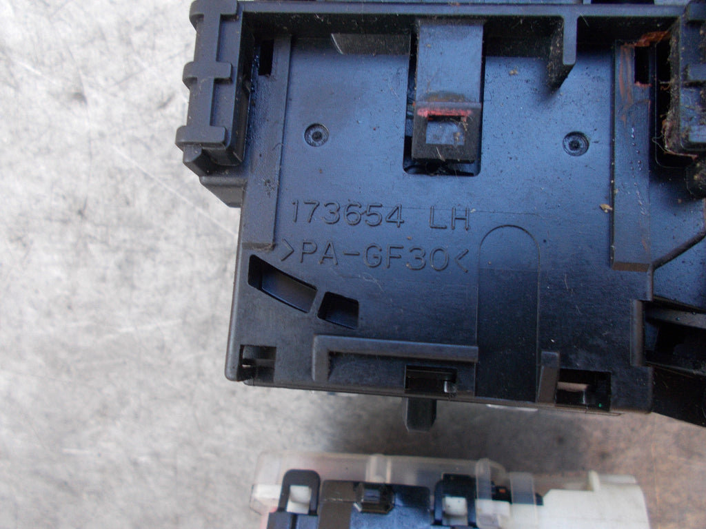 TOYOTA COROLLA VERSO 2007 WIPER & INDICATOR STALK SWITCHES 173650 173654