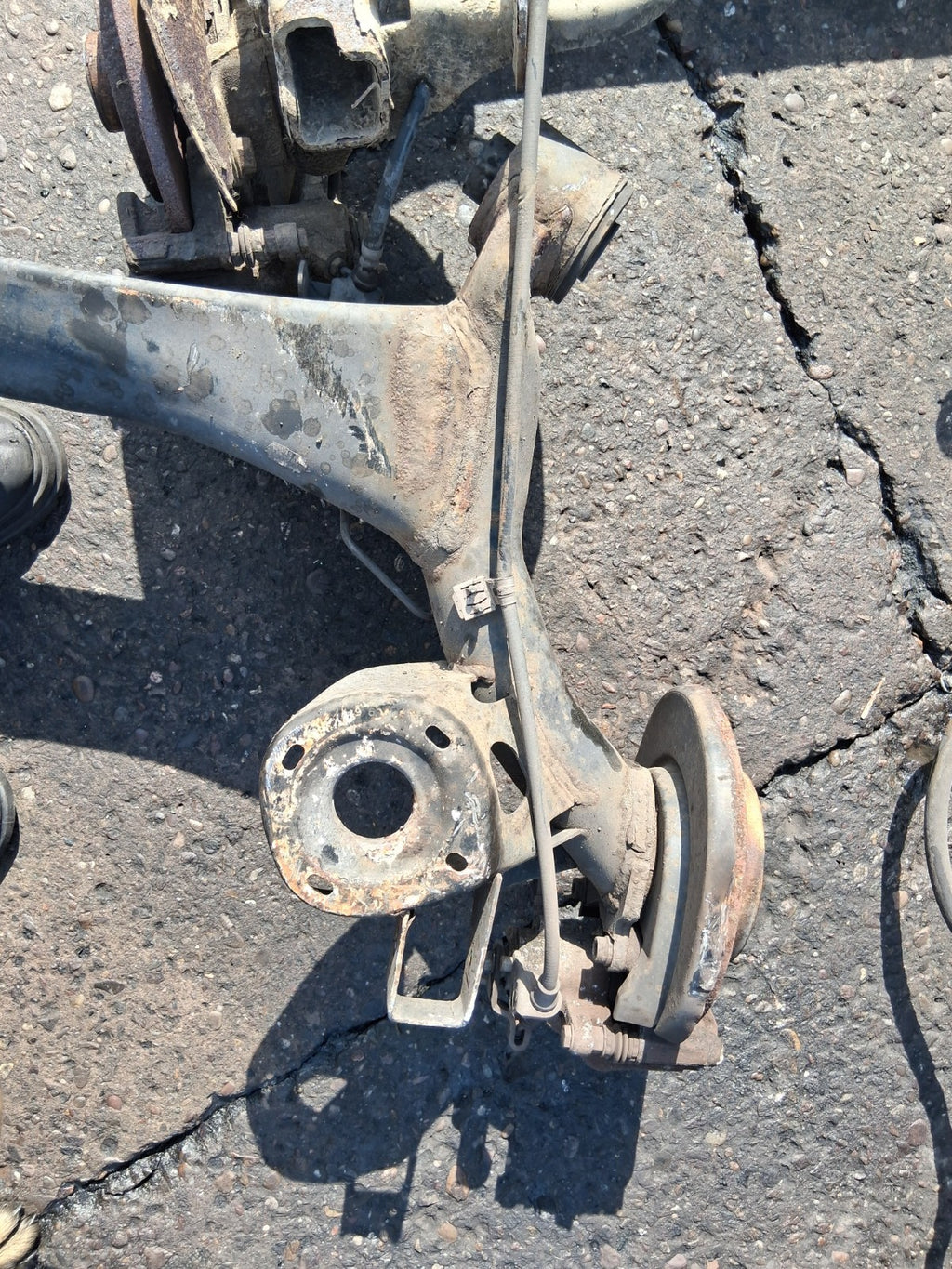 2019 SKODA FABIA MK3 NJ HATCHBACK COMPLETE REAR AXLE HUB DISC TYPE