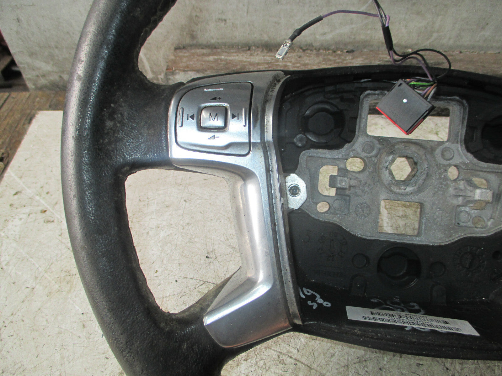 FORD GALAXY 2013 MK3 3 SPOKE MULTIFUNCTION STEERING WHEEL