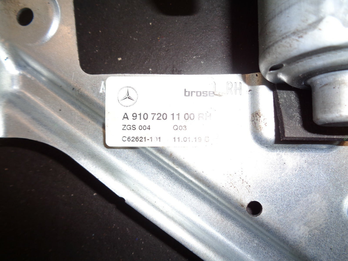 MERCEDES BENZ 2018 MK3 SPRINTER VAN WINDOW MOTOR AND REGULATOR OS FRONT DRIVER