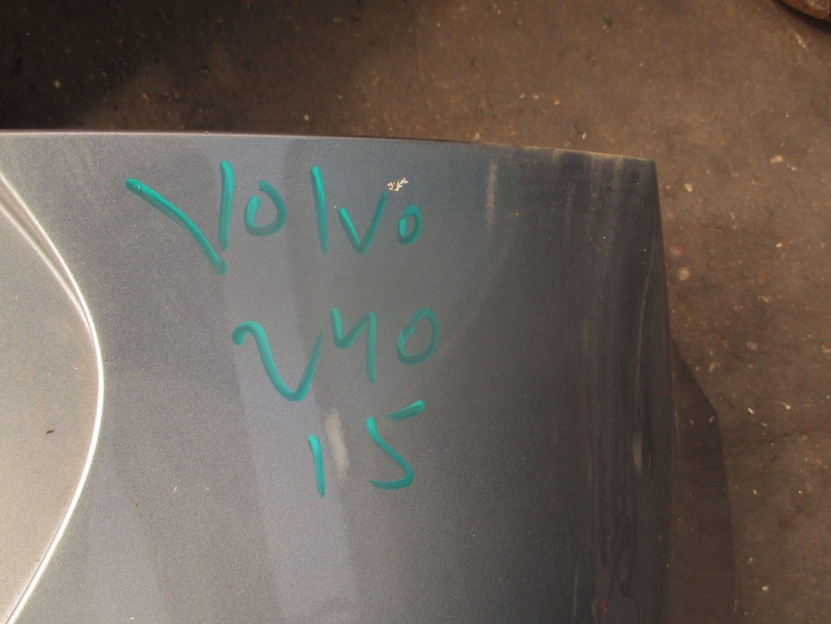 2015 VOLVO V40 D2 REAR BUMPER COMPLETE GREY