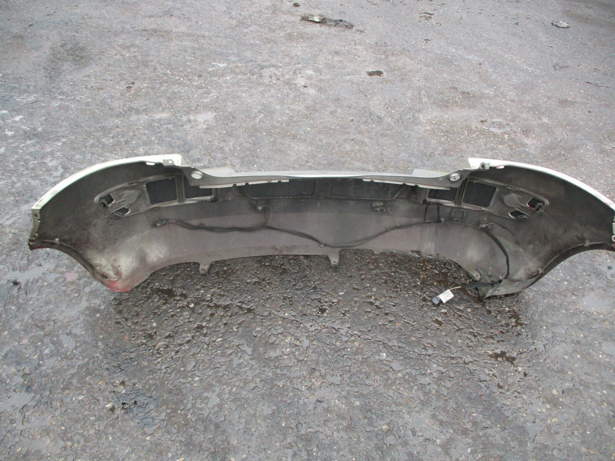 RENAULT MEGANE MK2 2006 COMPLETE REAR BUMPER & REVERSE SENSORS BEIGE GOLD