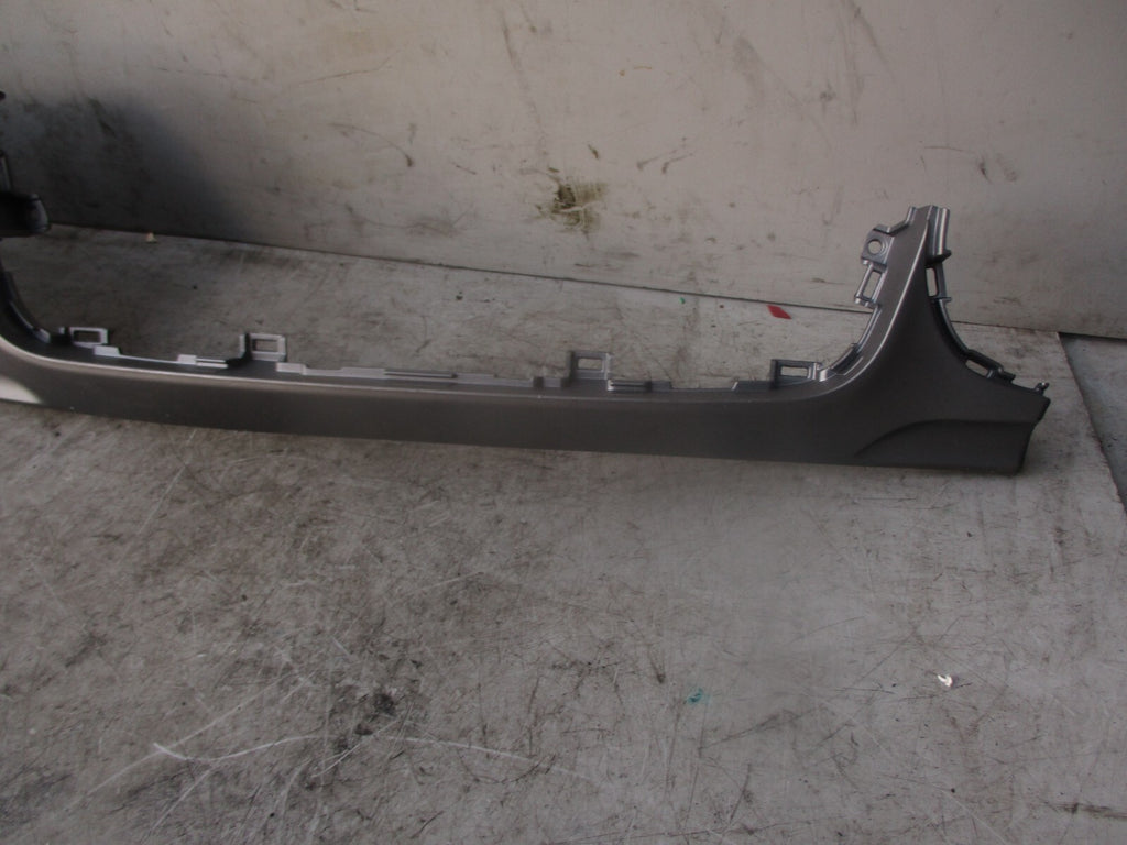2018 KIA STONIC PASSENGER FRONT AIR VENT & DASHBOARD PANEL COVER TRIM 84721H8RA0