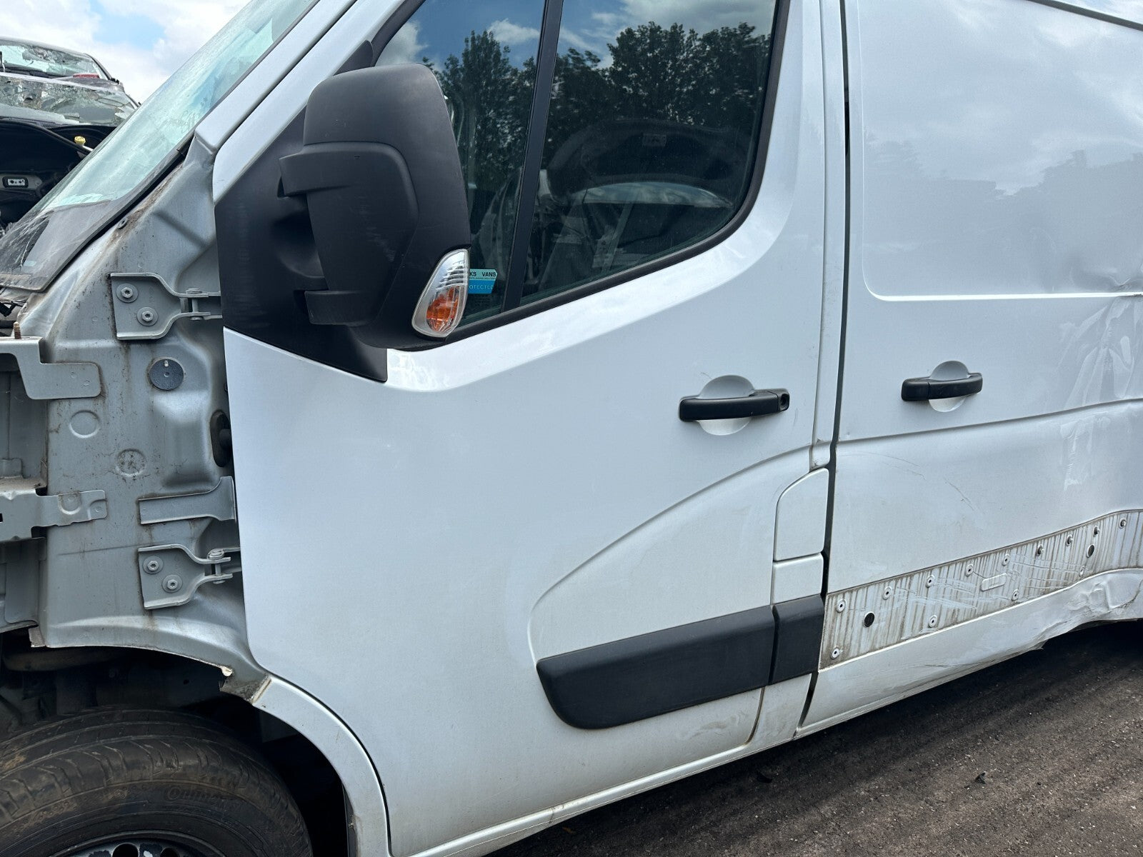 2020 RENAULT MASTER MK3 NSF PASSENGER SIDE FRONT DOOR BARE WHITE