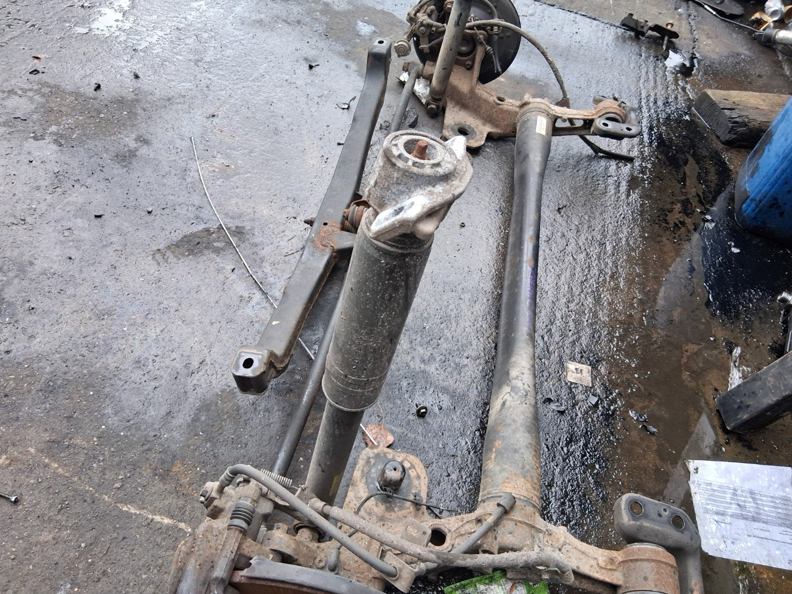 VAUXHALL ZAFIRA C 2017 REAR COMPLETE AXLE BEAM DISC ASSEMBLY