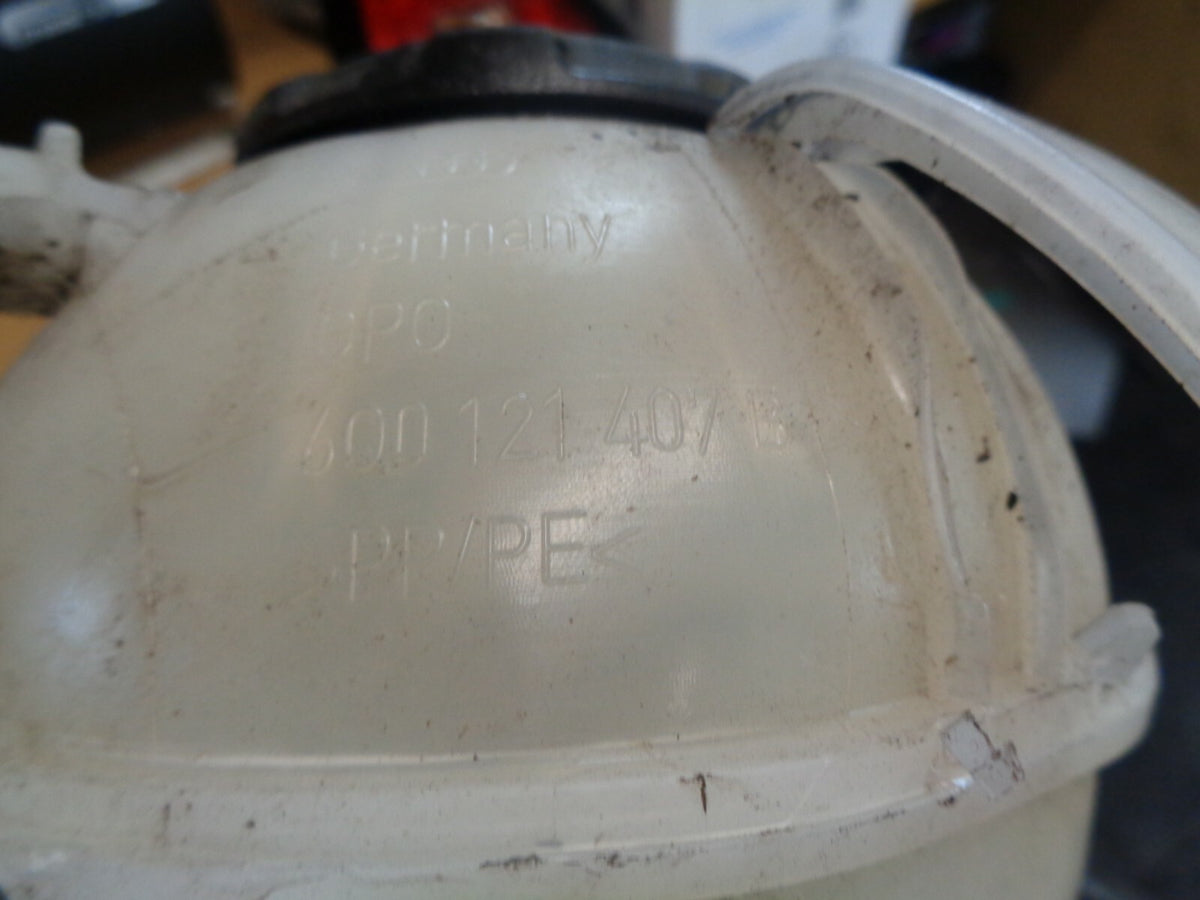 SKODA FABIA 2018 MK3 NJ WATER COOLANT EXPANSION  TANK RESERVOIR 6Q0121407B