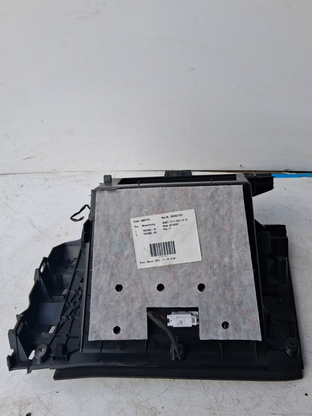 2024 BMW 2 SERIES GLOVE BOX STORAGE COMPARTMENT 7937982