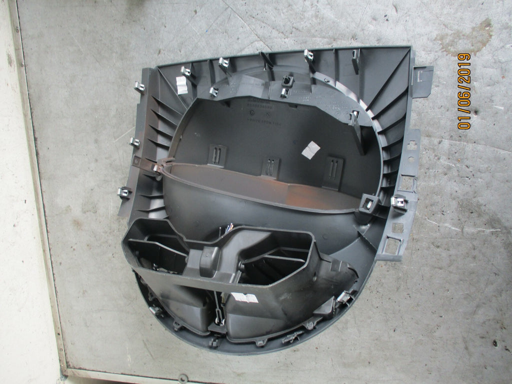 RENAULT TWINGO MK2 AIR VENTS SPEEDO SURROUND TRIM & HAZARD SWITCH 8200536599