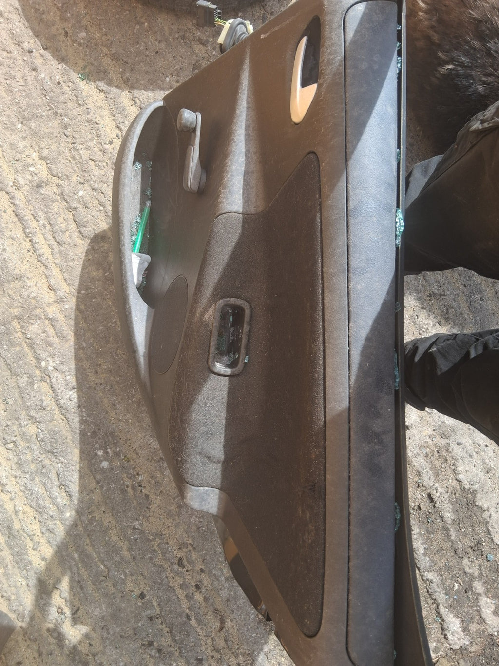 2010 PEUGEOT 207 HATCHBACK OSR DRIVER SIDE REAR DOOR GREY